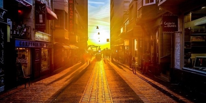 city-people-street-sun